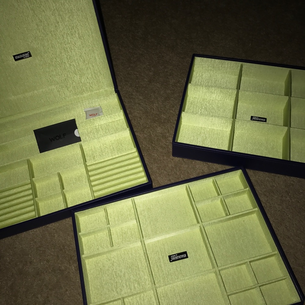 Jewelry box
