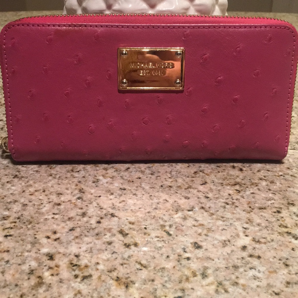 Michael Kors Hamilton Pink Ostrich print wallet