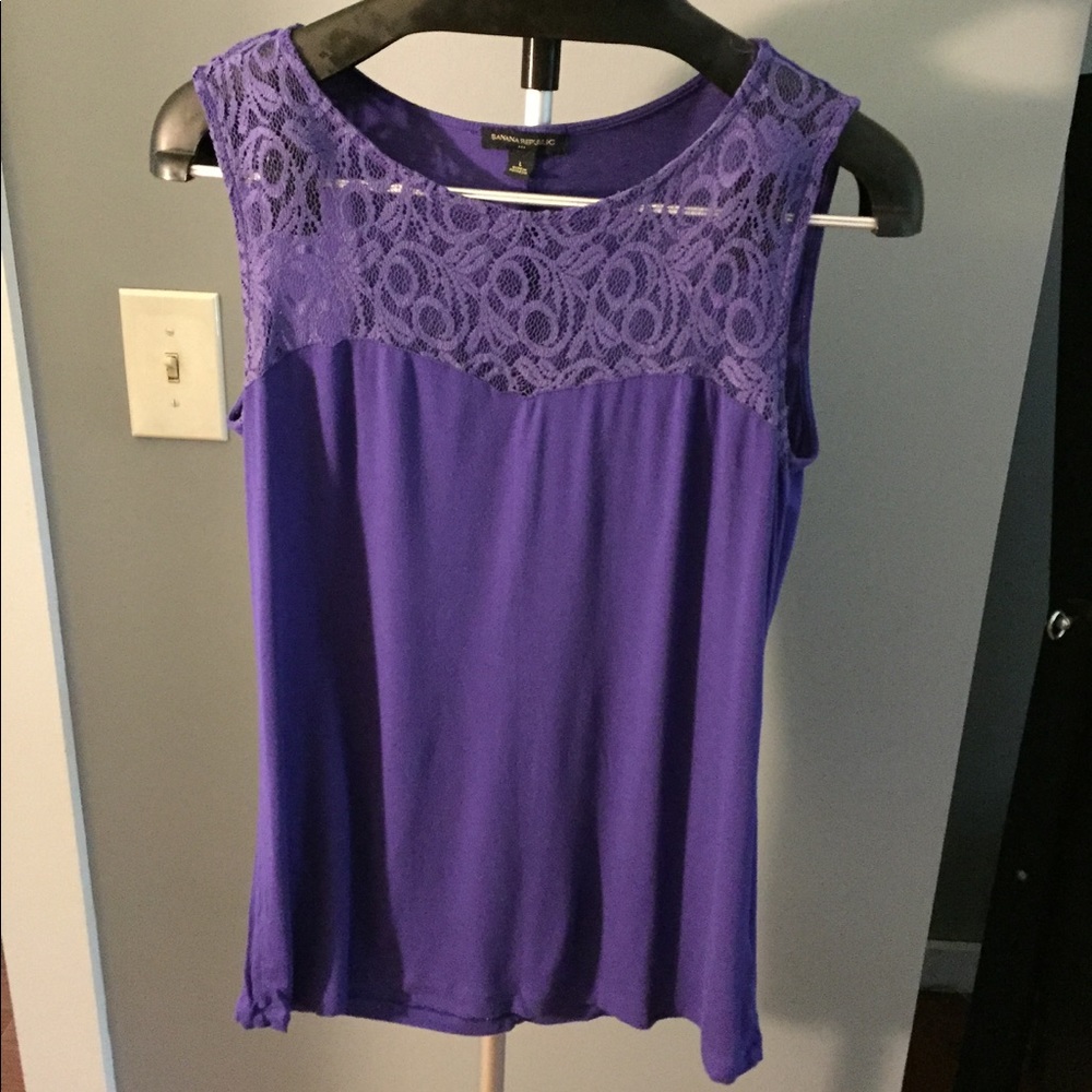 Banana Republic sleeveless top