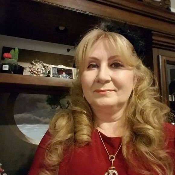 Meet your Posher, Larisa - Picture 1 of 1