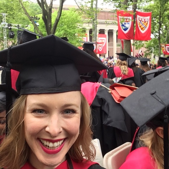 Meet your Posher, Heidi - Picture 2 of 4