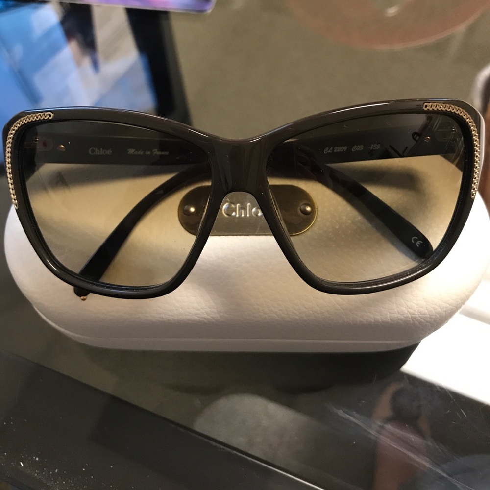 Chloe Sunglasses (Olive Green) with gold accents