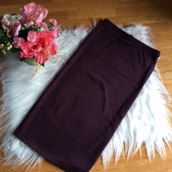 Express Dresses & Skirts - Small Express Sweater Pencil Skirt