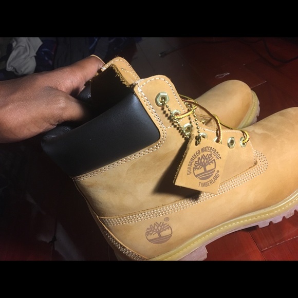 BAIGE TIMBERLANDS, SIZE 10, NEVER WORN main image 3