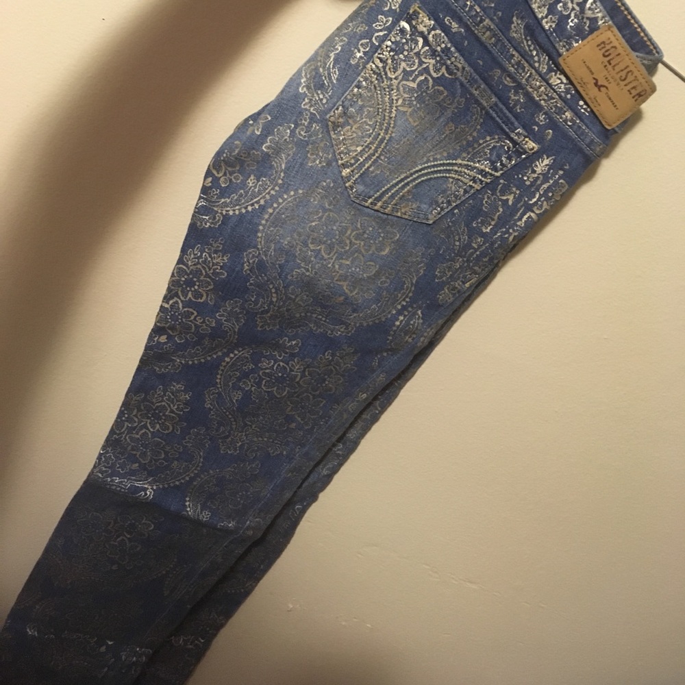 Hollister flower pattern jeans
