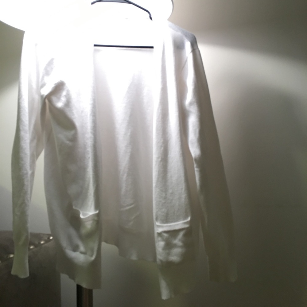 Isaac Mizarahi. White Sweater