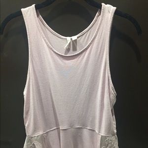 Fenchi Lanvender Tank Top with Lace Cutouts