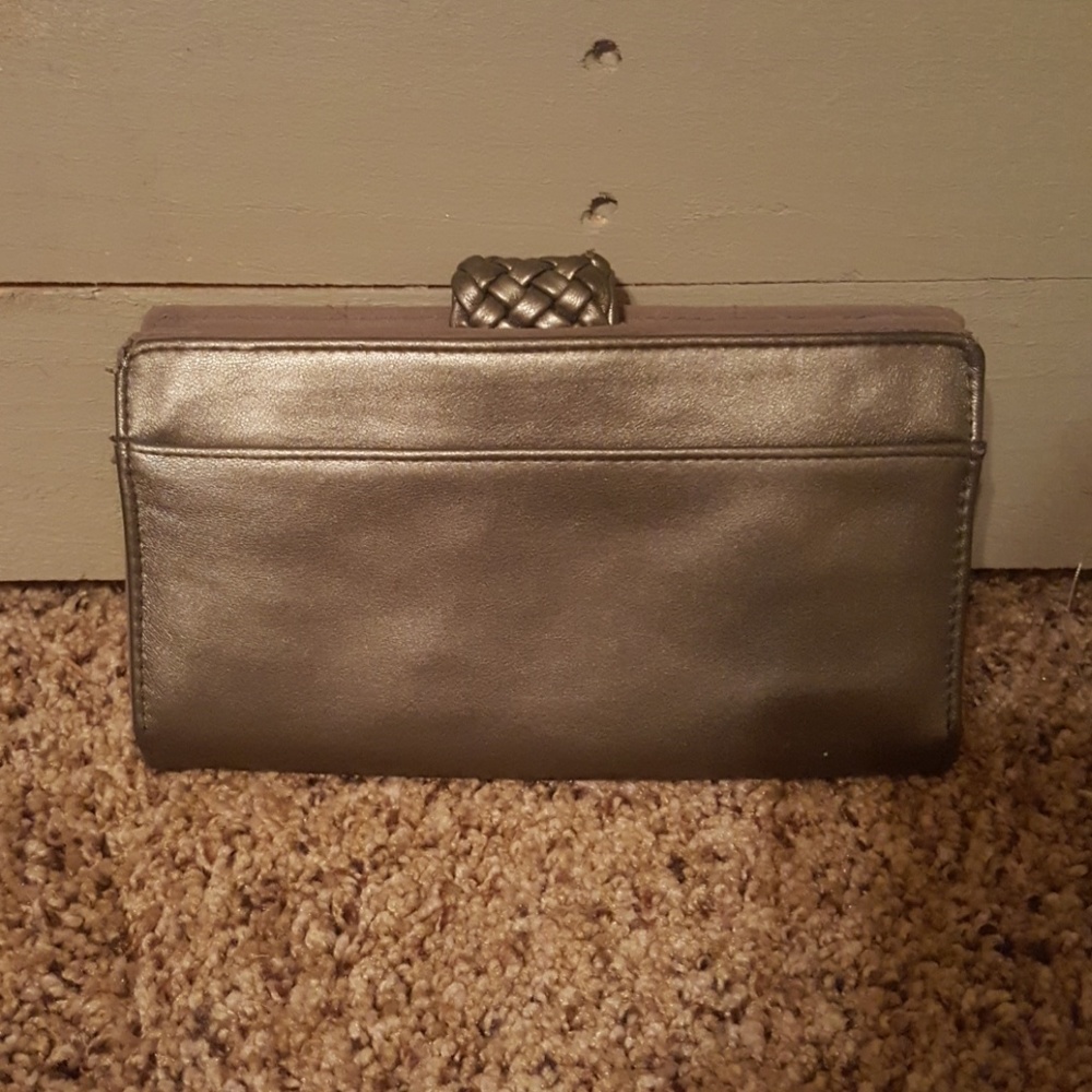 Wallet - Picture 2 of 5