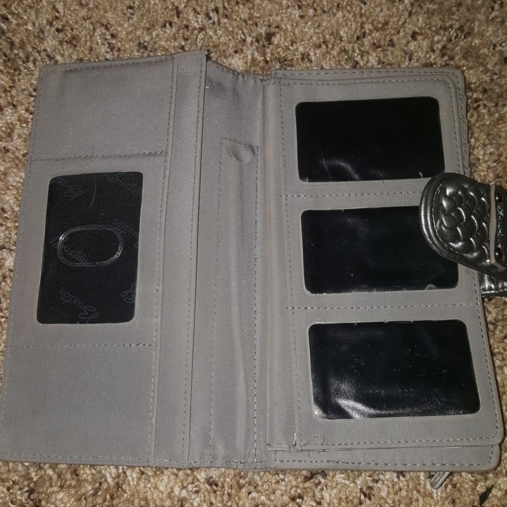Wallet - Picture 3 of 5