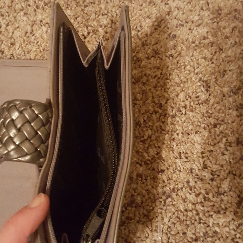 Wallet - Picture 5 of 5