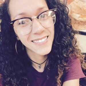 Meet your Posher, Toni