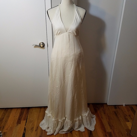 Alice + Olivia Dresses & Skirts - Alice+Olivia White Halter Backless Formal Gown