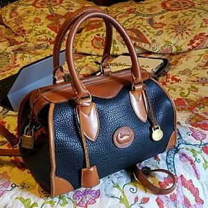 Classic Dooney and Bourke Gladstone satchel