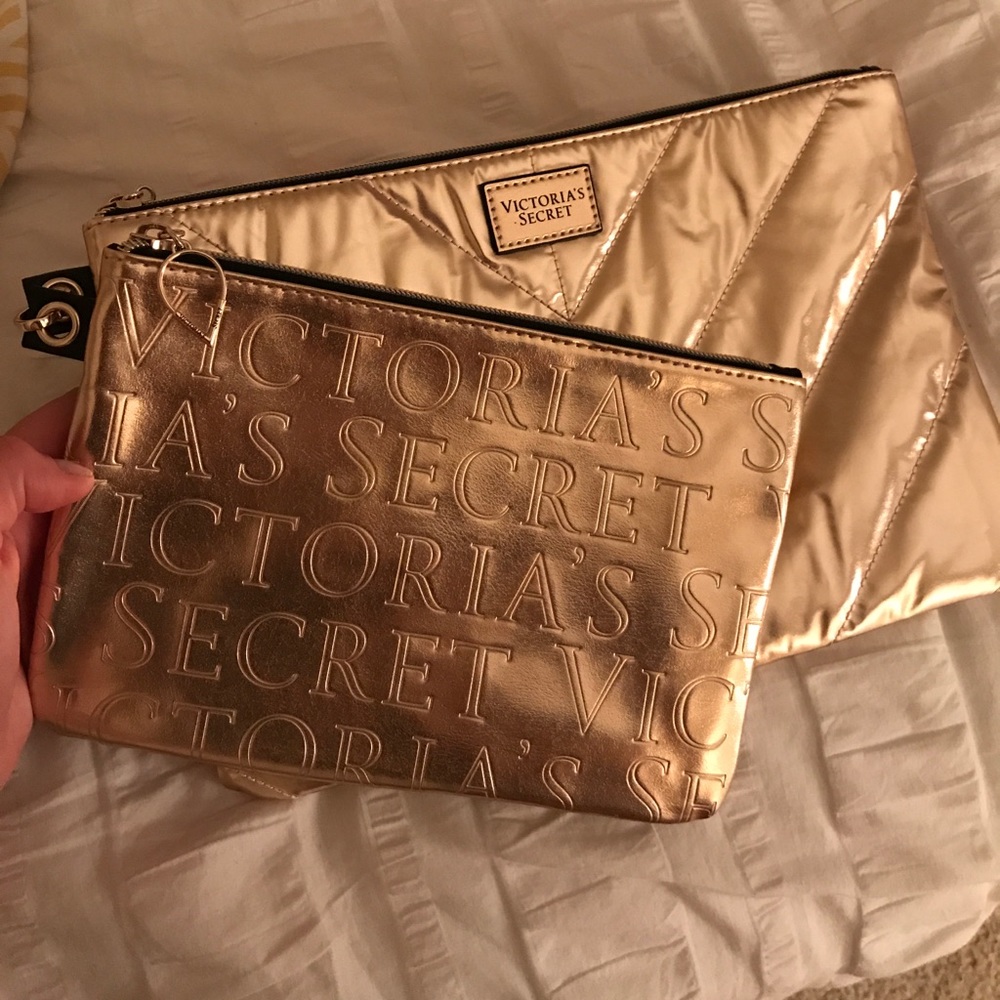 NWT 2017 rose gold Victoria's Secret clutch set!