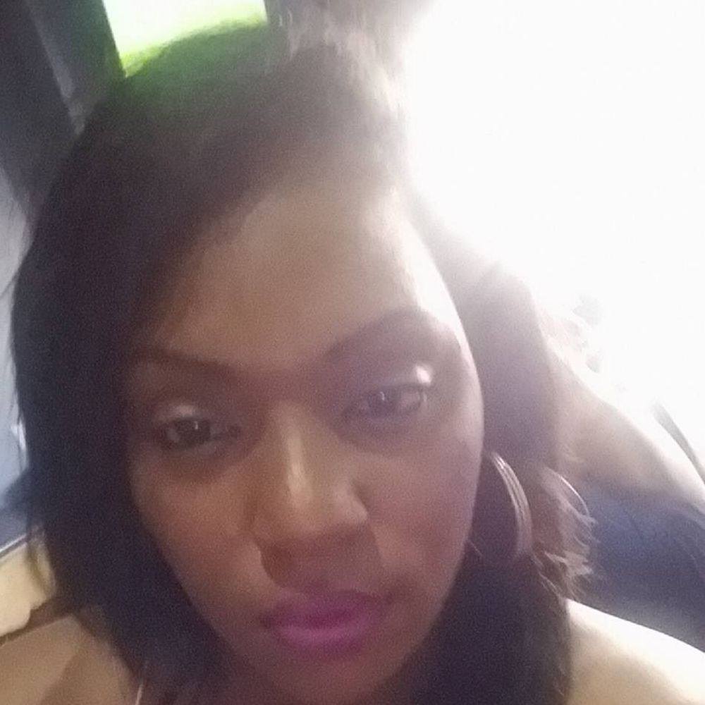 Meet your Posher, Latoya