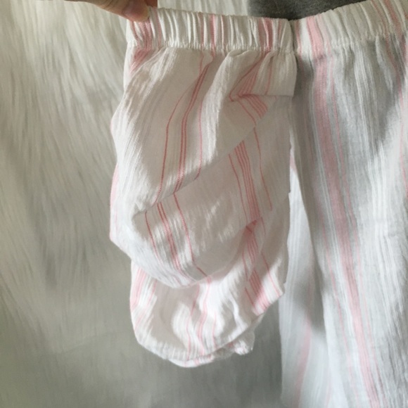 ✨NEW Miley + Molly Stripe Off Shoulder Top - Picture 2 of 4