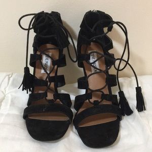 NWT Steve Madden lace up black sandal heels