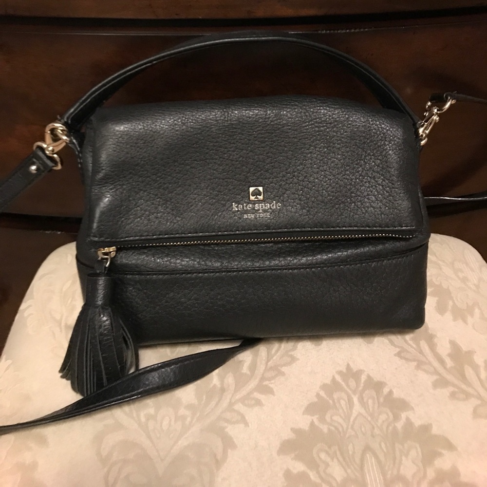 Kate spade cross body bag. Good condition