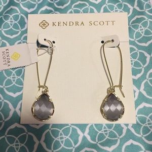BRAND NEW CUSTOM KENDRA SCOTT DEE EARRINGS
