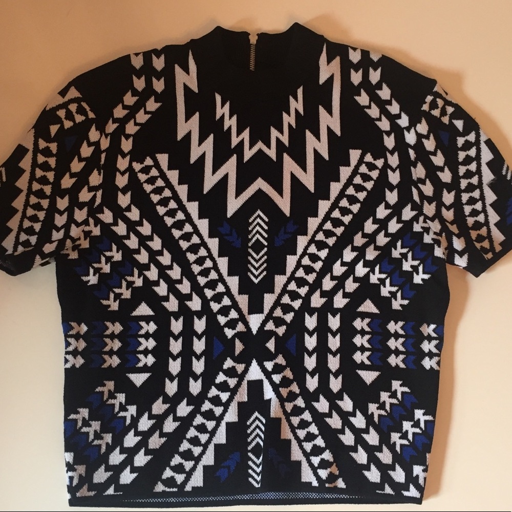 Patterned crop top