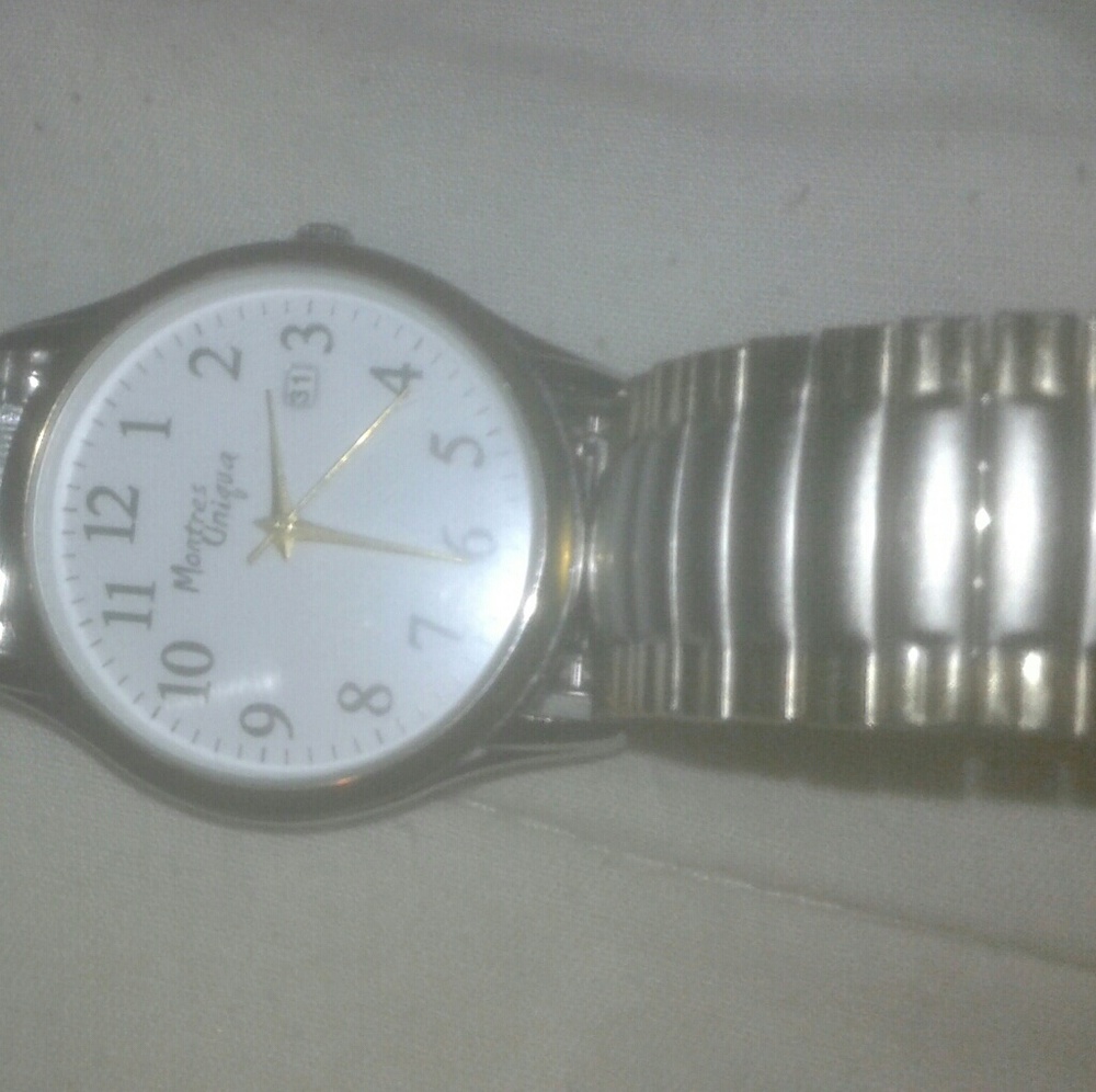 Real montres uniquia watch