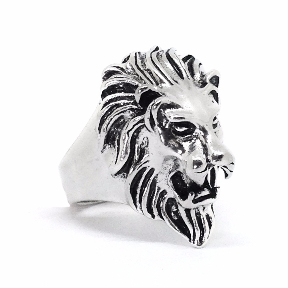 Lion Ring - Picture 2 of 4