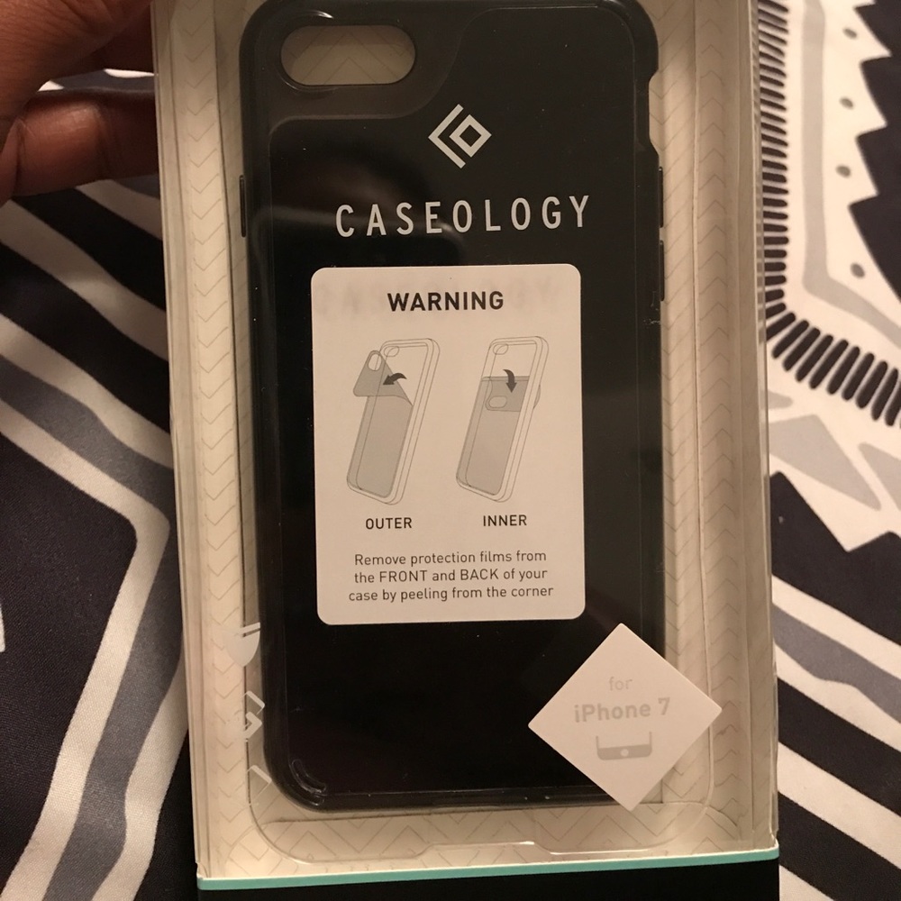 Caseology iPhone 7 case