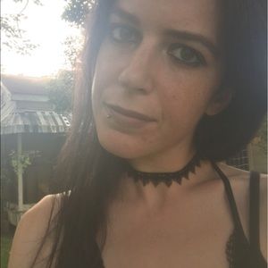 Meet your Posher, Joy