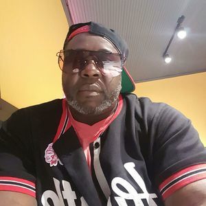 Meet your Posher, Rene