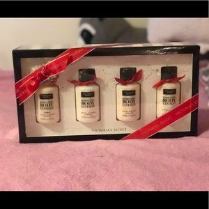 PINK Victoria's Secret Lotion Set (Holiday)