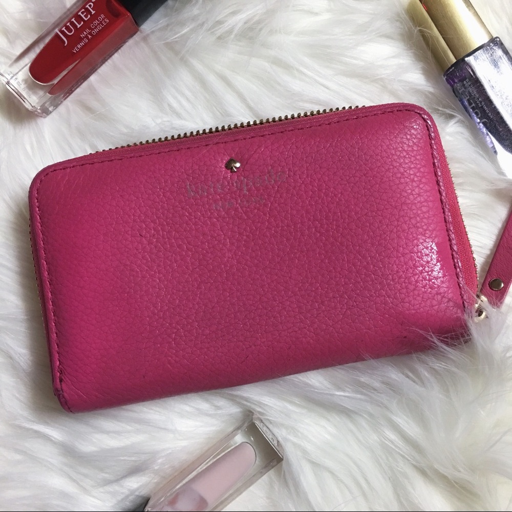 Kate Spade Zip Around Wallet