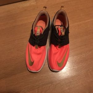 Mens roshe