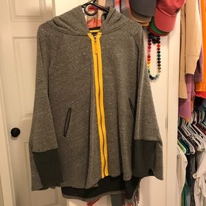 Evy's Tree Britt Cape