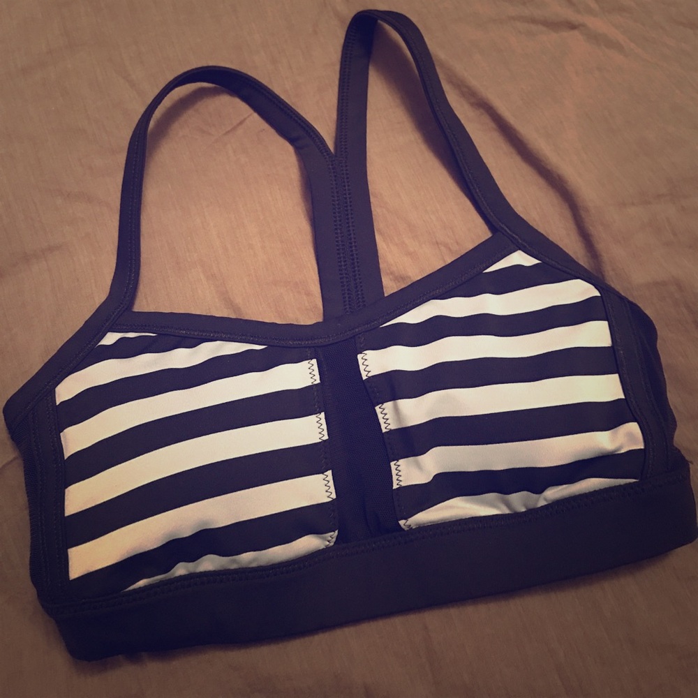 NWOT Lululemon Sports Bra