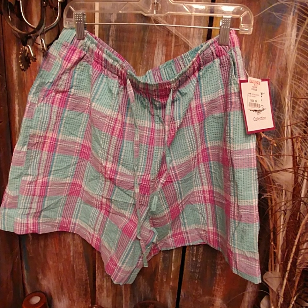 Seersucker shorts NWT