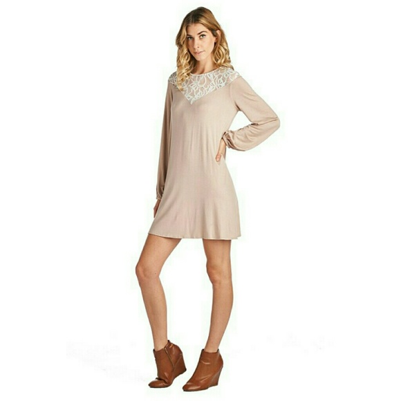 Cream tunic dress lace long sleeves available in Small and Medium - Picture 2 of 12