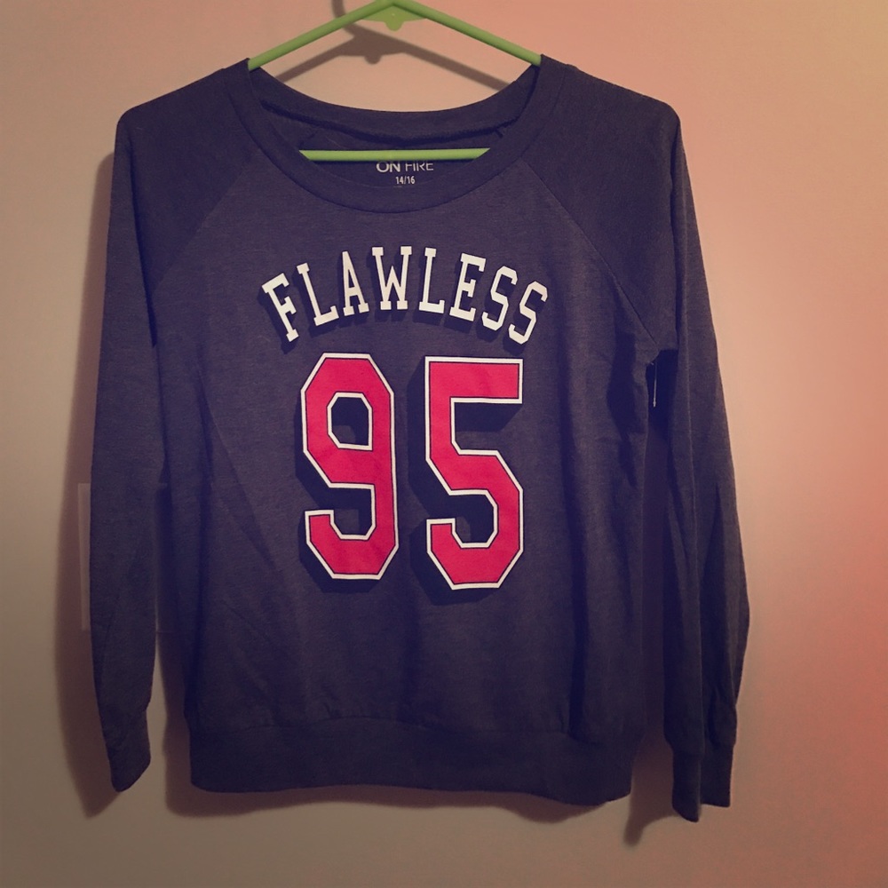 Girls pullover