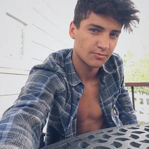 Meet your Posher, Jared