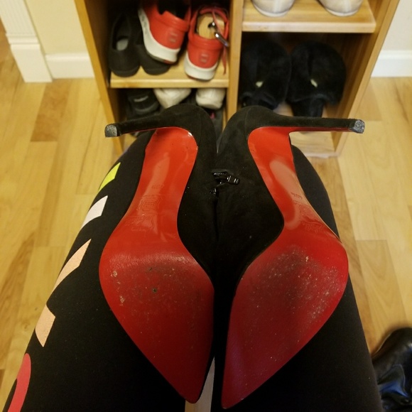 FABULOUS Louboutin over the knee suede spike heels - Picture 2 of 5