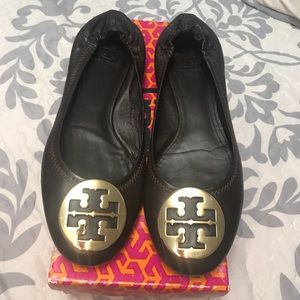 Brown Tory Burch Classic Reva Ballet Flat
