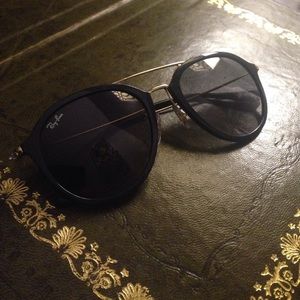 Authentic aviator rayban 4253s
