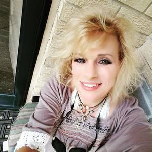 Meet your Posher, Krissy