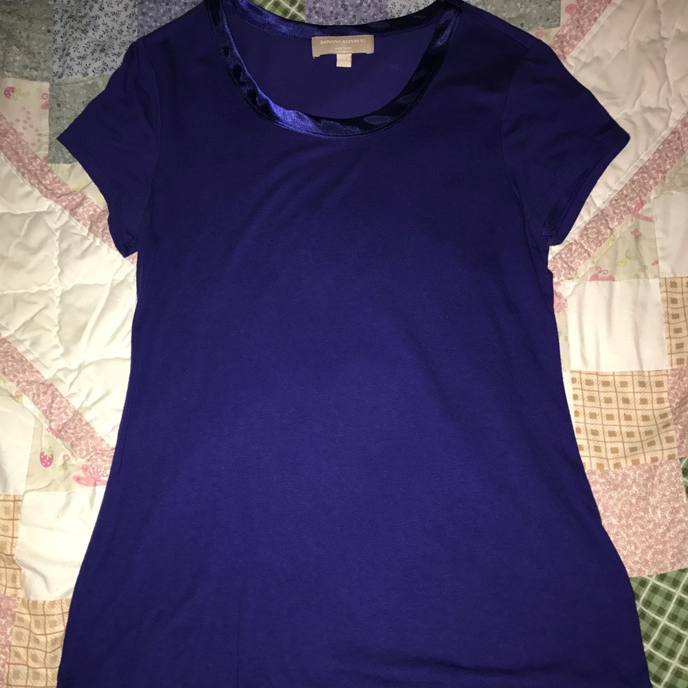 Banana Republic Shirt.  sz. medium