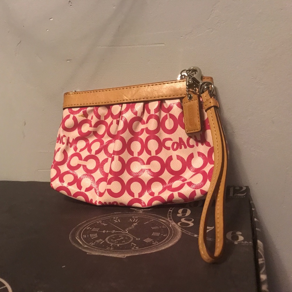 Coach wristlet, near mint condition