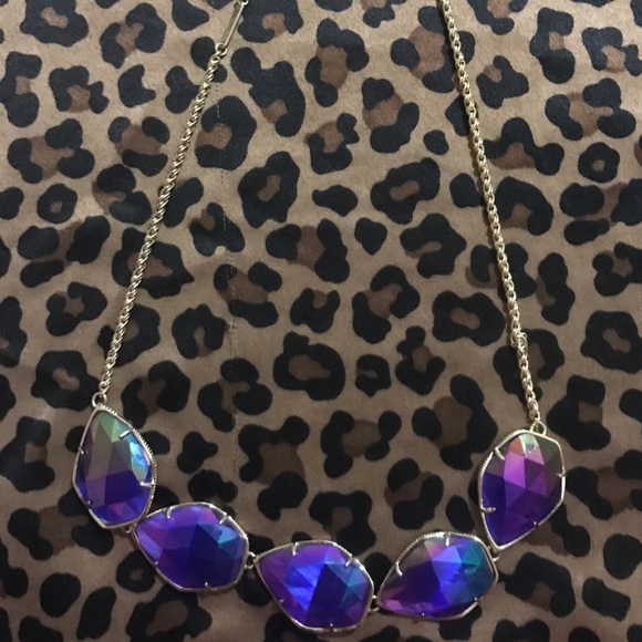 Kendra Scott Earring and Necklace set - Picture 2 of 4