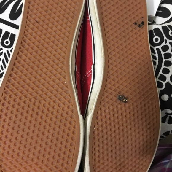 Red woman's Vans size 7.5 (6 in men's) - Picture 3 of 3