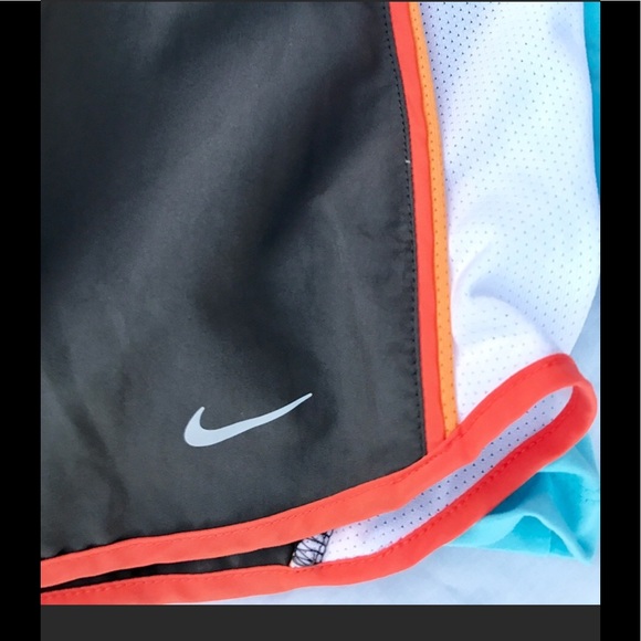 Nike Dri-Fit short - Picture 2 of 5