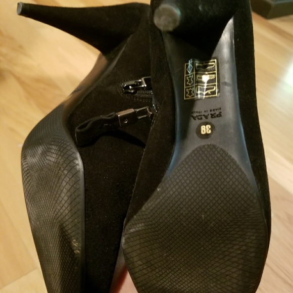 Gorgeous Prada suede spike heel booties - Picture 3 of 5