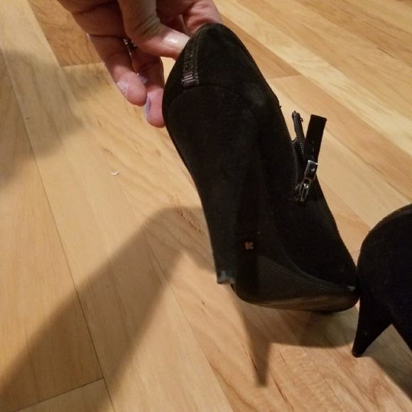 Gorgeous Prada suede spike heel booties - Picture 5 of 5