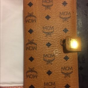 MCM wallet